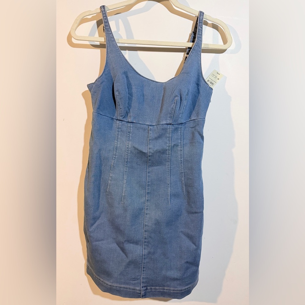 Sleeveless Light Blue Denim Bodycon Dress